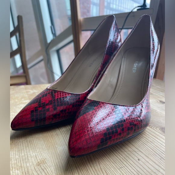Marc Fisher Red Snakeskin Viviene Block Heel Pumps - Picture 10 of 16